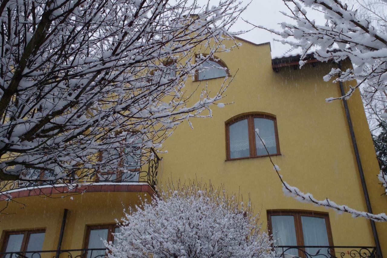 Apartament Goscinny Lancut Exterior photo